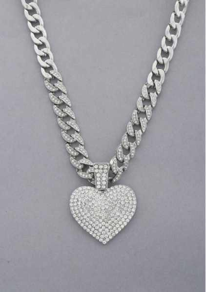 HEART PENDANT CURB LINK NECKLACE